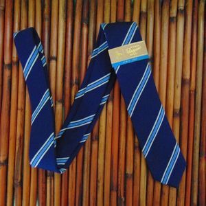 NWT ORIGINAL PENGUIN Blue on Blue & White Diagonal Wool Blend Stripes Skinny Tie
